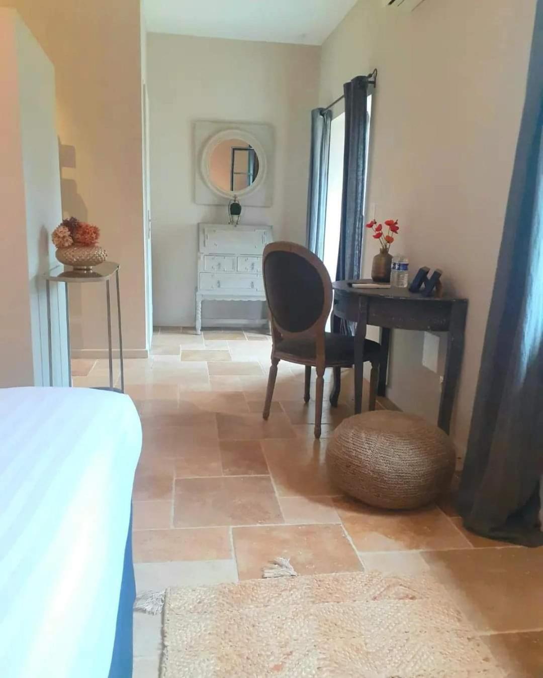 Domaine De La Limetiere Ξενοδοχείο Neuvy-le-Roi Εξωτερικό φωτογραφία